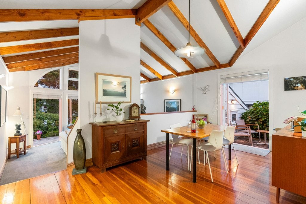 46 Mountain View Road, Morningside, Auckland - Carousel 2