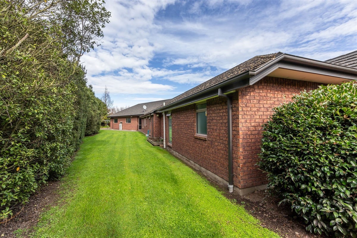 37 Redwood Park Road, Redwood Valley - Carousel 50
