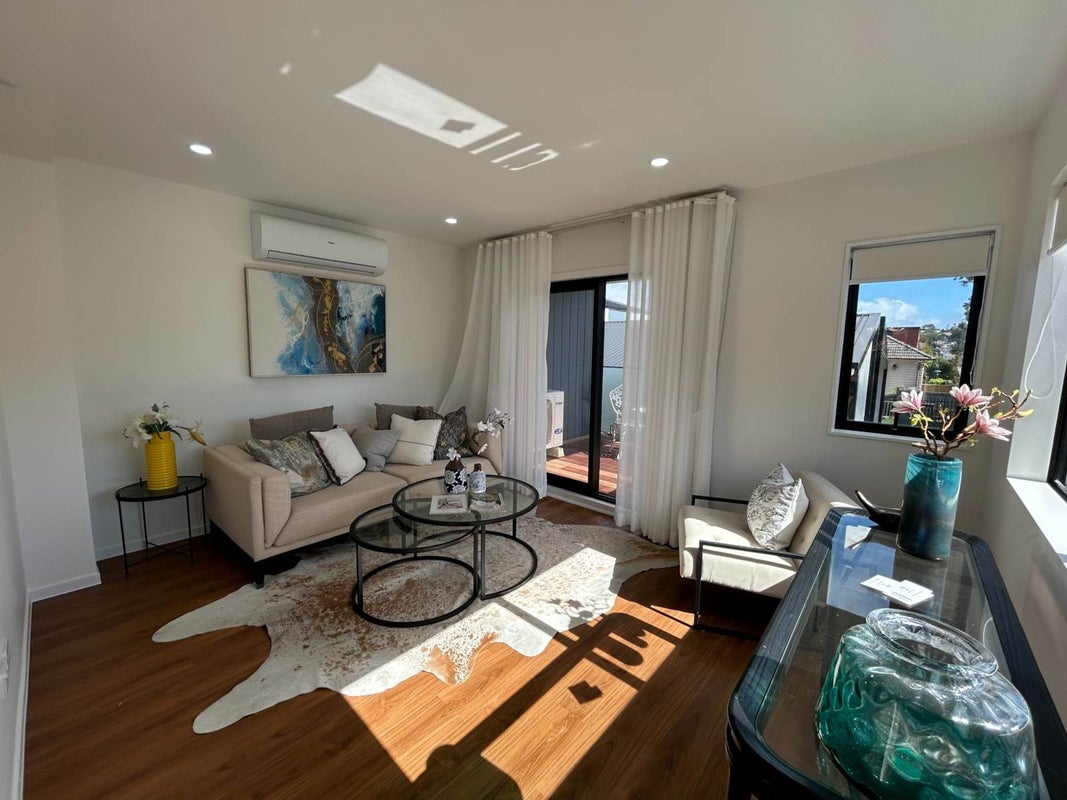 18/21 Eastview Road, Glen Innes, Auckland - Carousel 2