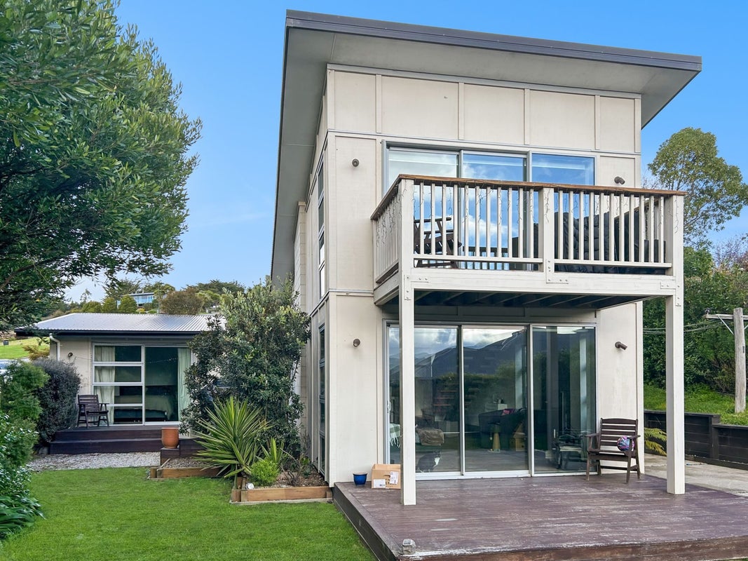 13 Stoddart Terrace, Diamond Harbour, Lyttelton - Carousel 1