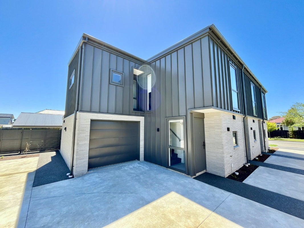3/15 Plunket Street, Spreydon, Christchurch - Carousel 2