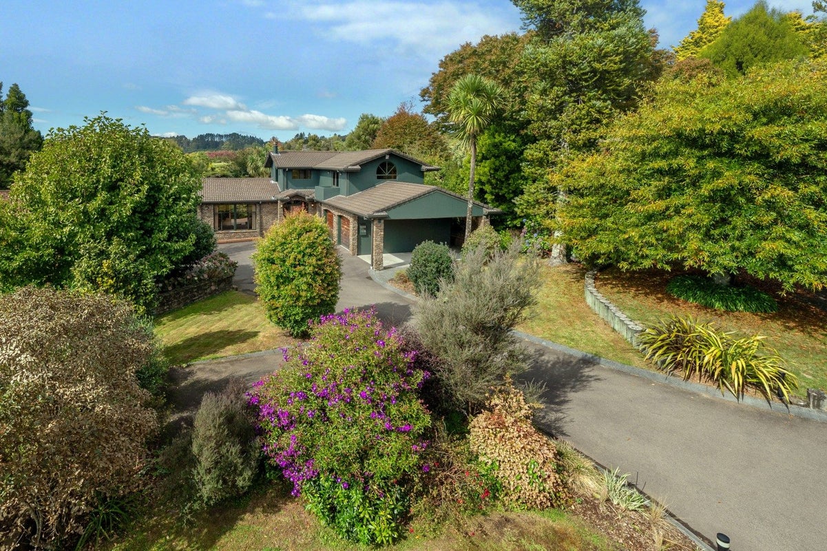 22 Wychwood Crescent, Springfield, Rotorua - Carousel 2