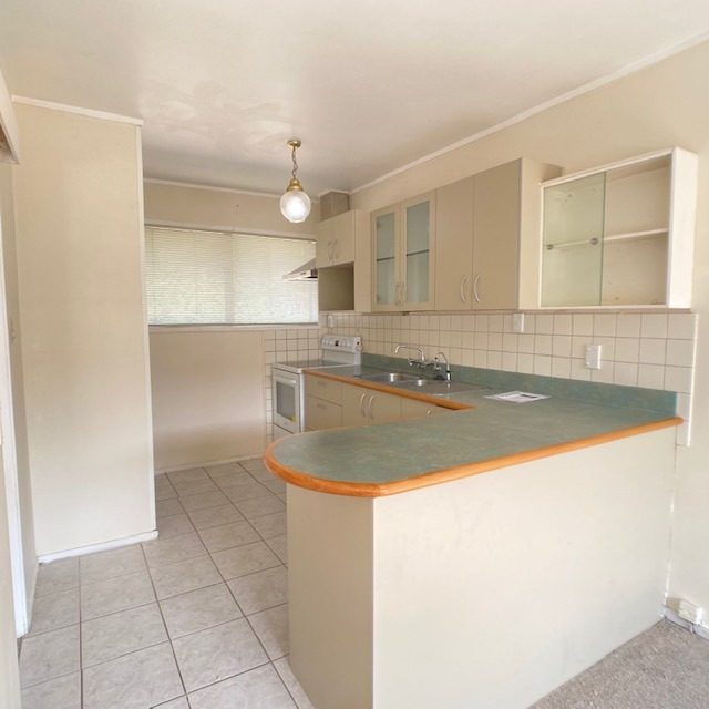 7/33 Swanson Road, Henderson, Auckland - Carousel 2