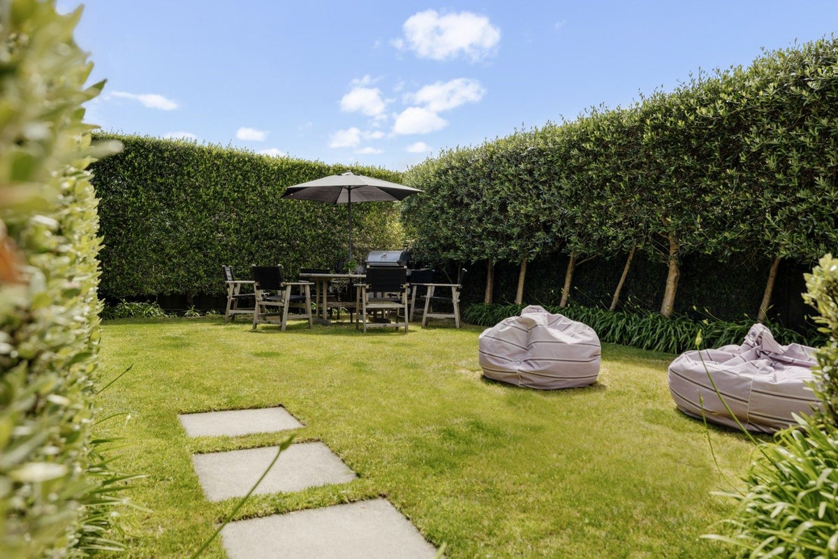 19 Highcroft Place, Welcome Bay, Tauranga - Carousel 2