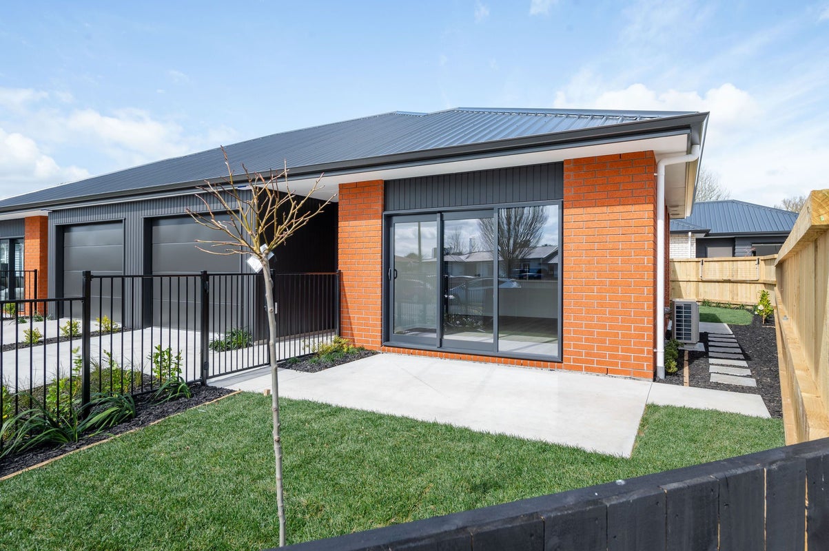 27 Cotton Street, Saint Andrews, Hamilton - Carousel 1