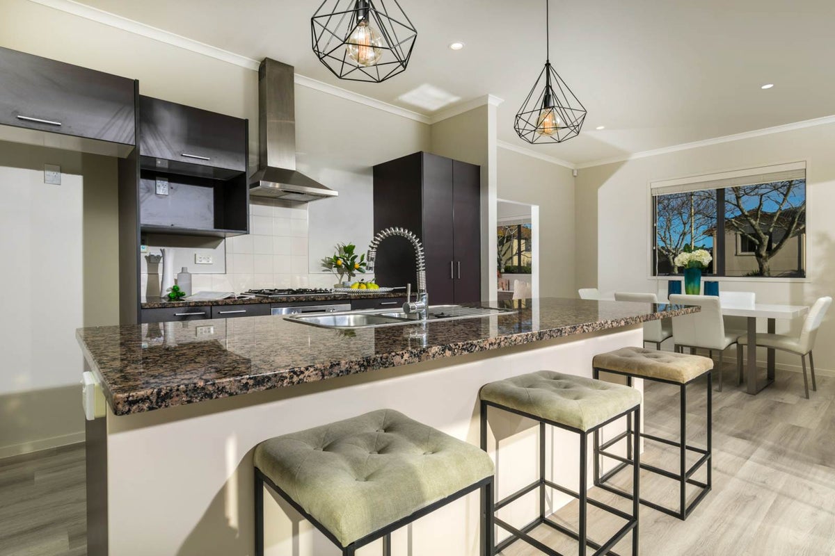 2 Greenbough Lane, Greenhithe, Auckland - Carousel 1