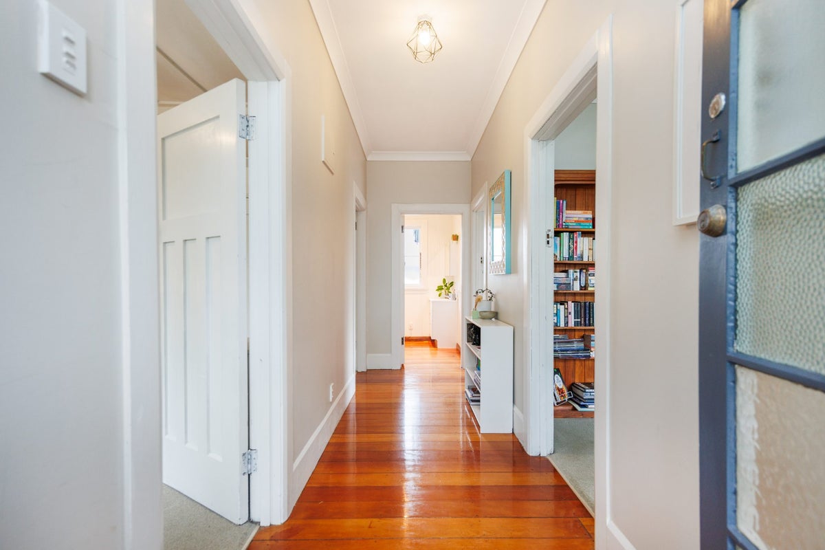 95A Limbrick Street, Terrace End, Palmerston North - Carousel 2