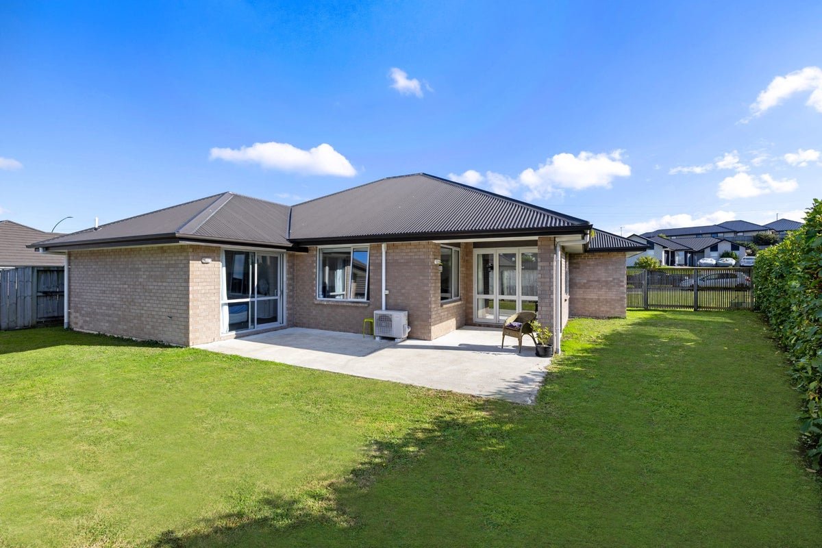 132 Te Manatu Drive, Huntington, Hamilton - Carousel 2
