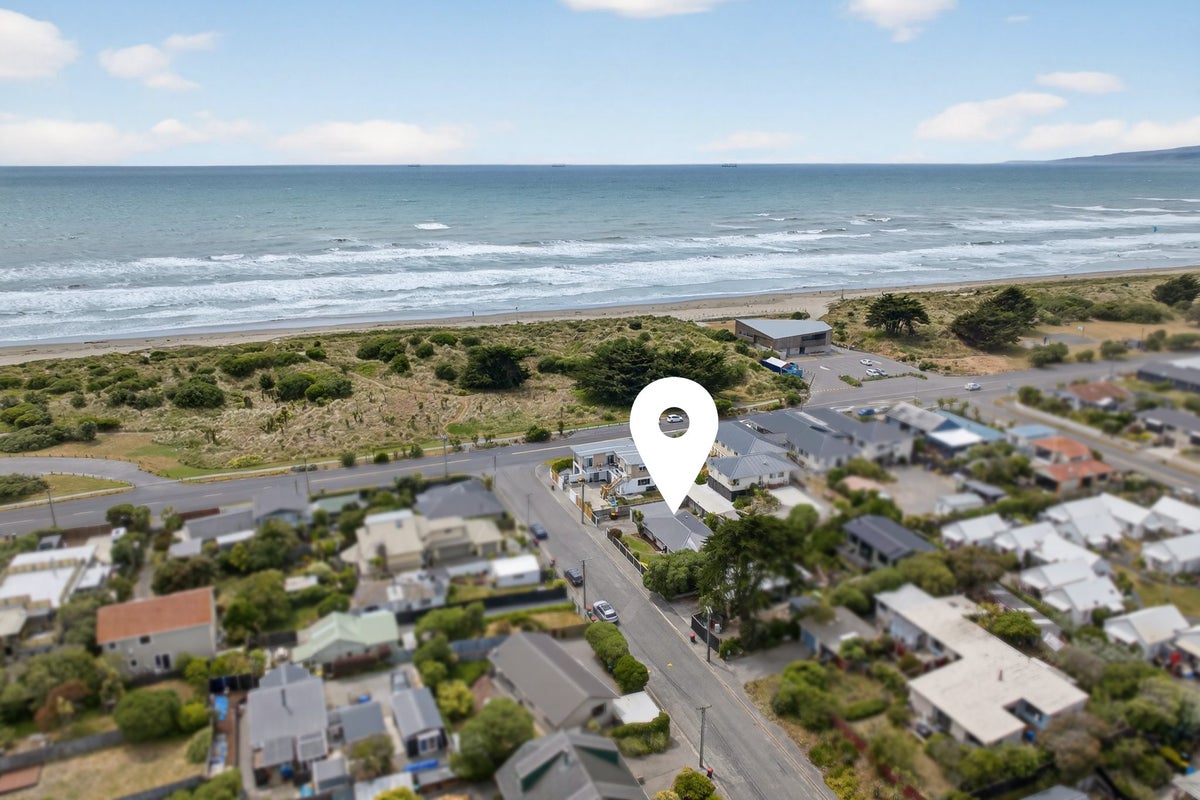 3 Drake Street, New Brighton, Christchurch - Carousel 2
