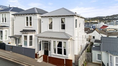 66 Roxburgh Street, Mount Victoria, Wellington - Carousel 1