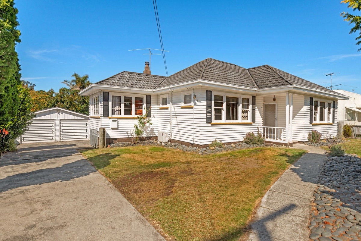 262 Ormond Road, Mangapapa, Gisborne - Carousel 1