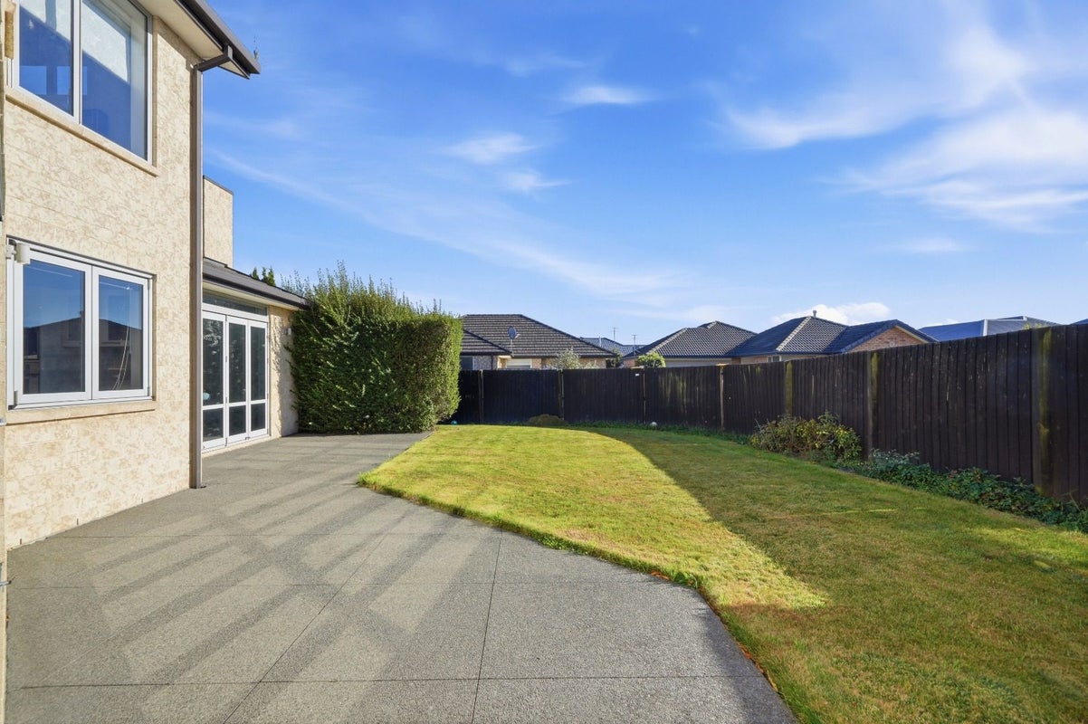 6 Burbank Drive, Aidanfield, Christchurch - Carousel 26