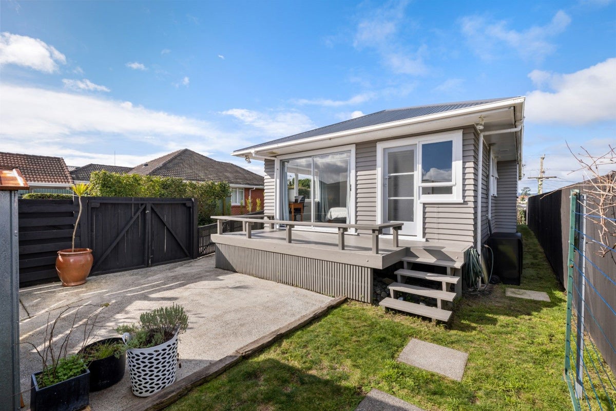 75 Greerton Road, Gate Pa, Tauranga - Carousel 14