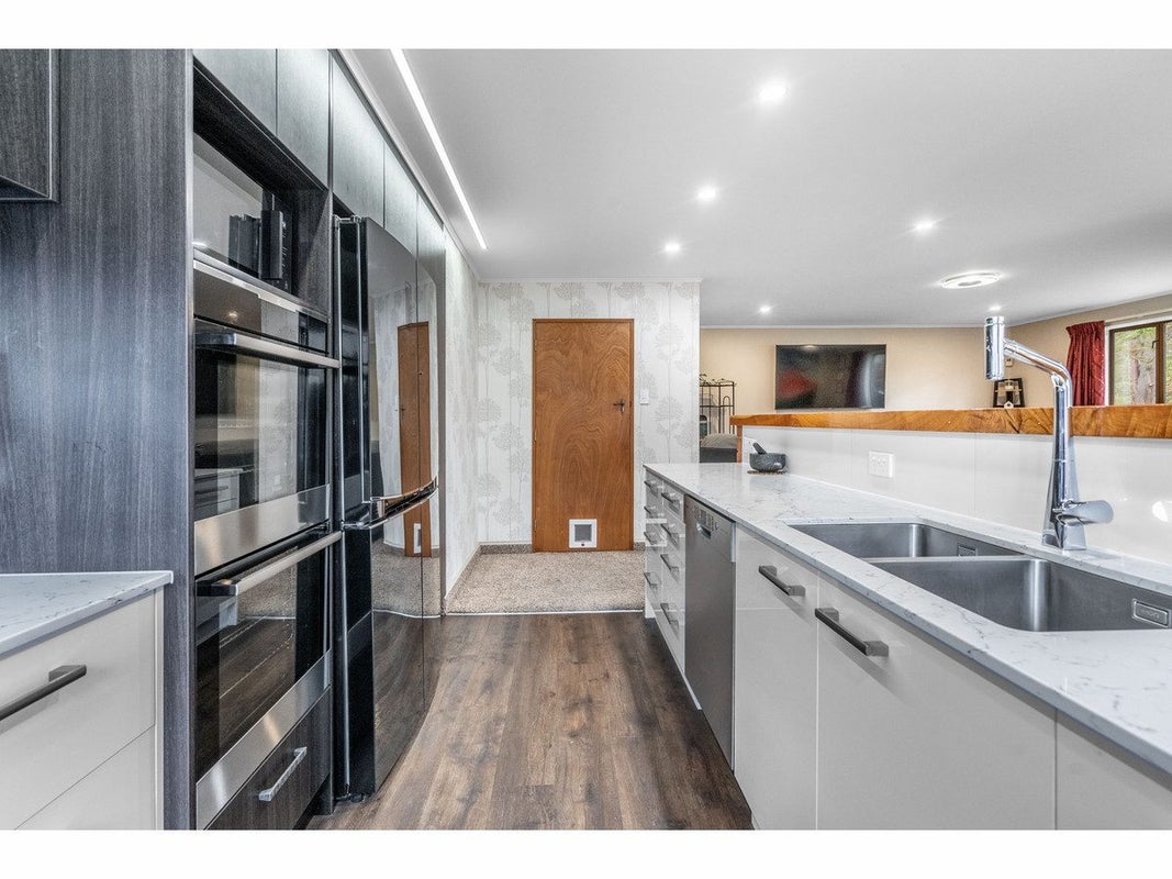 293 Queens Drive, Windsor, Invercargill - Carousel 2