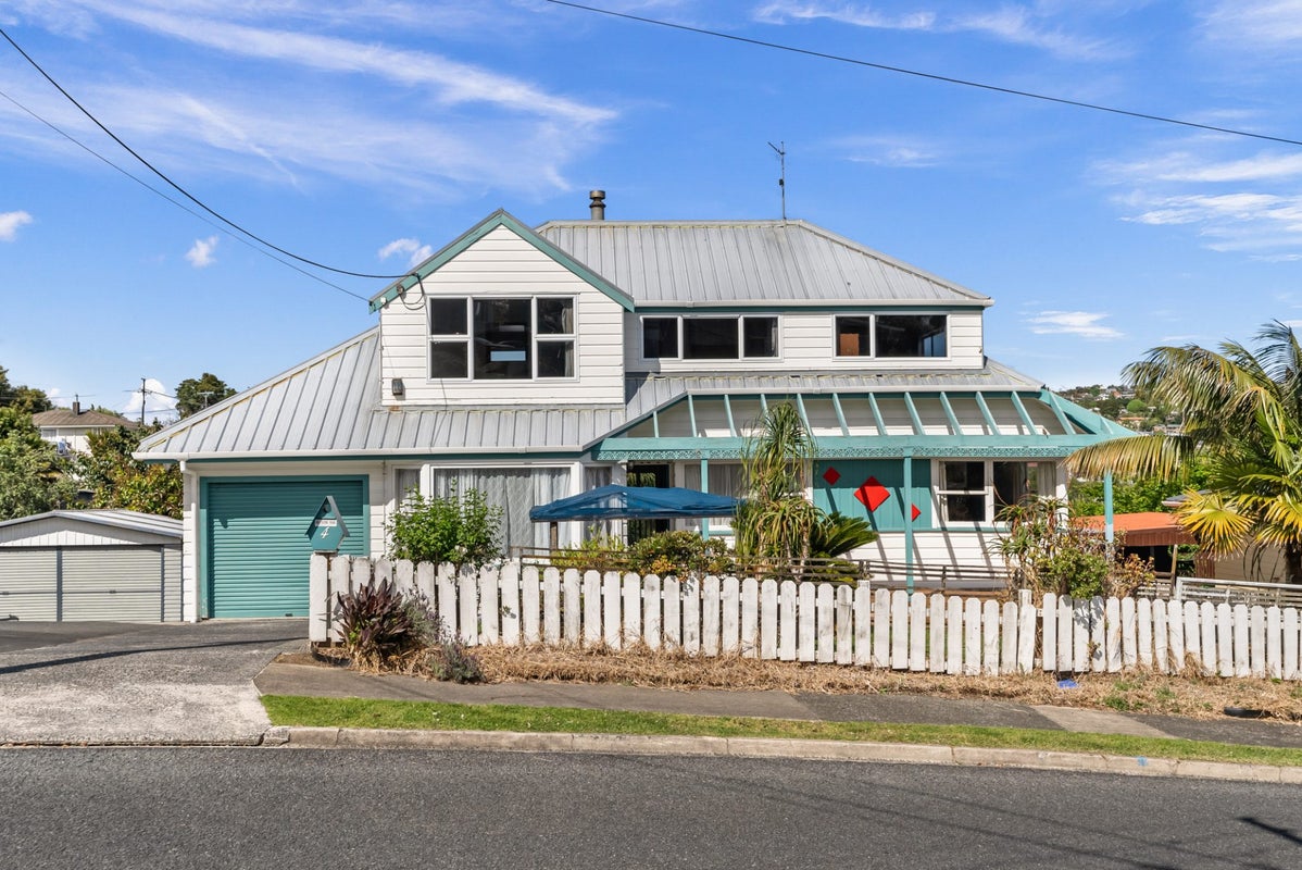 4 Collingwood Street, Raumanga, Whangarei - Carousel 1