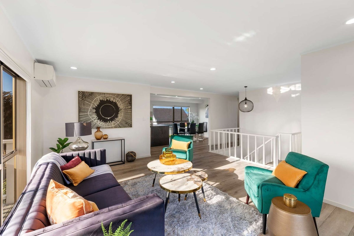 2/12 Stanley Avenue, Milford, Auckland - Carousel 2