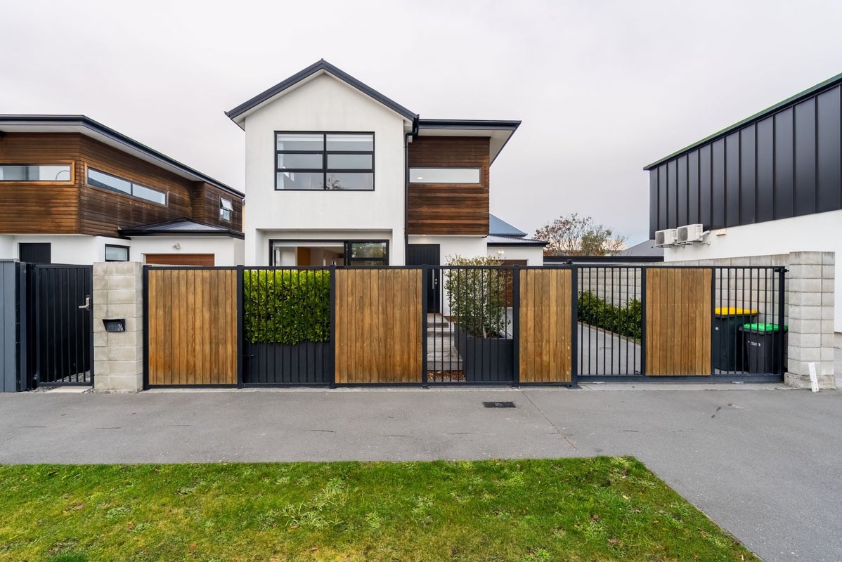 20 Canon Street, St Albans, Christchurch - Carousel 2