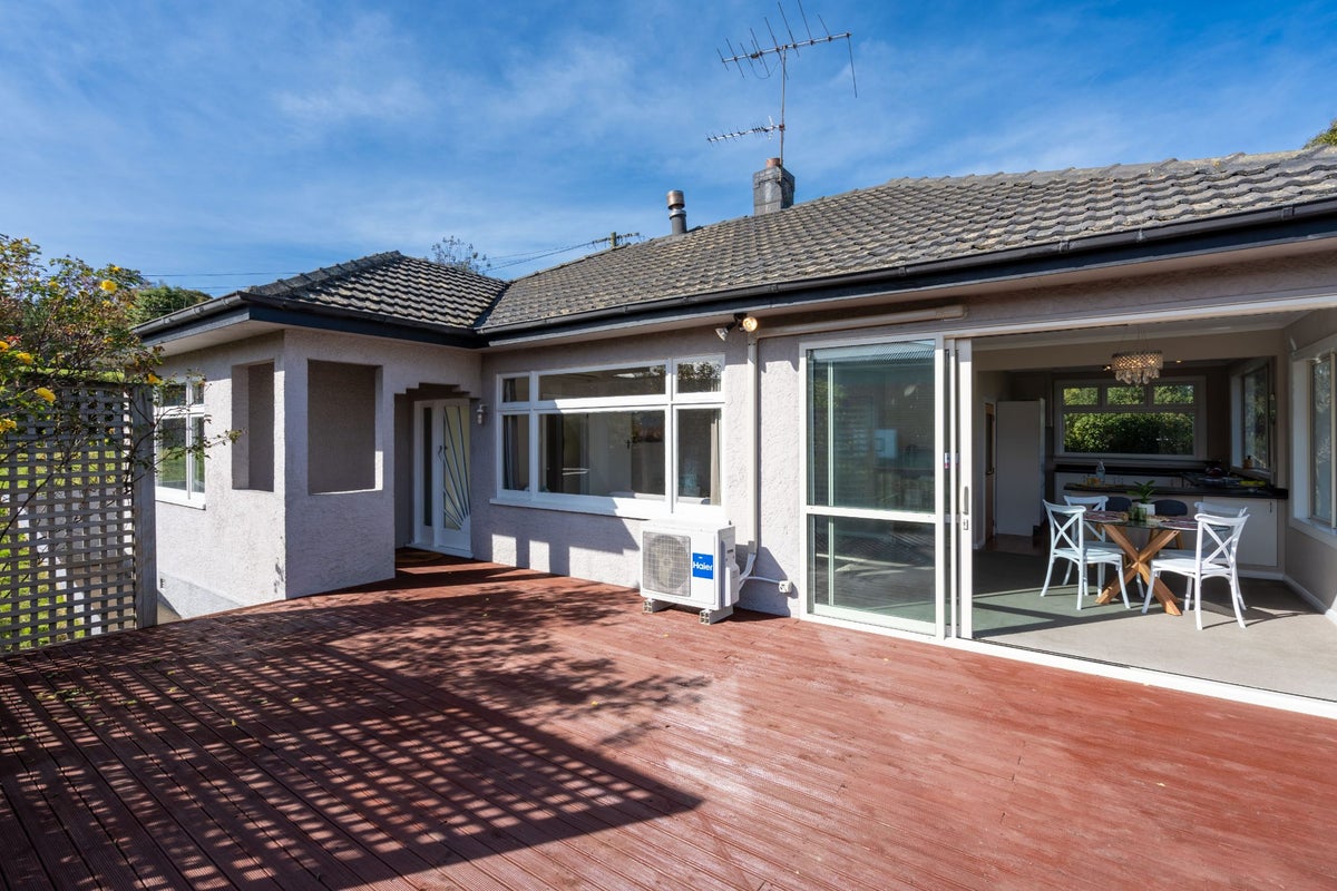 30 Marne Street, Andersons Bay, Dunedin - Carousel 2