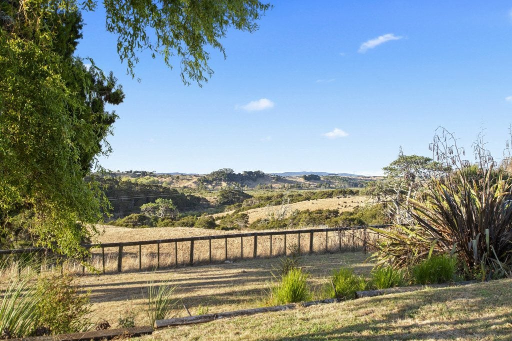 1214A Glen Murray Road, Huntly - Carousel 2