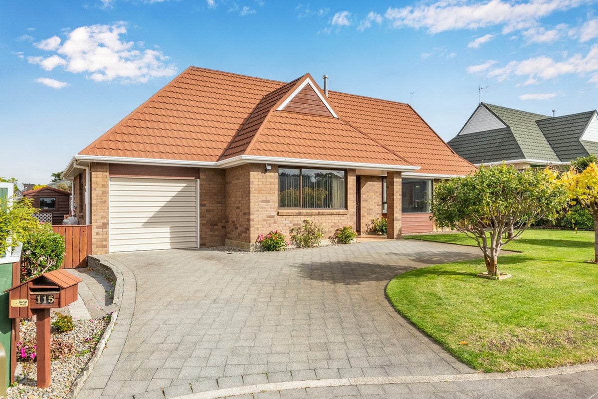 115 Hillcrest Road, Raumati Beach, Paraparaumu - Carousel 1