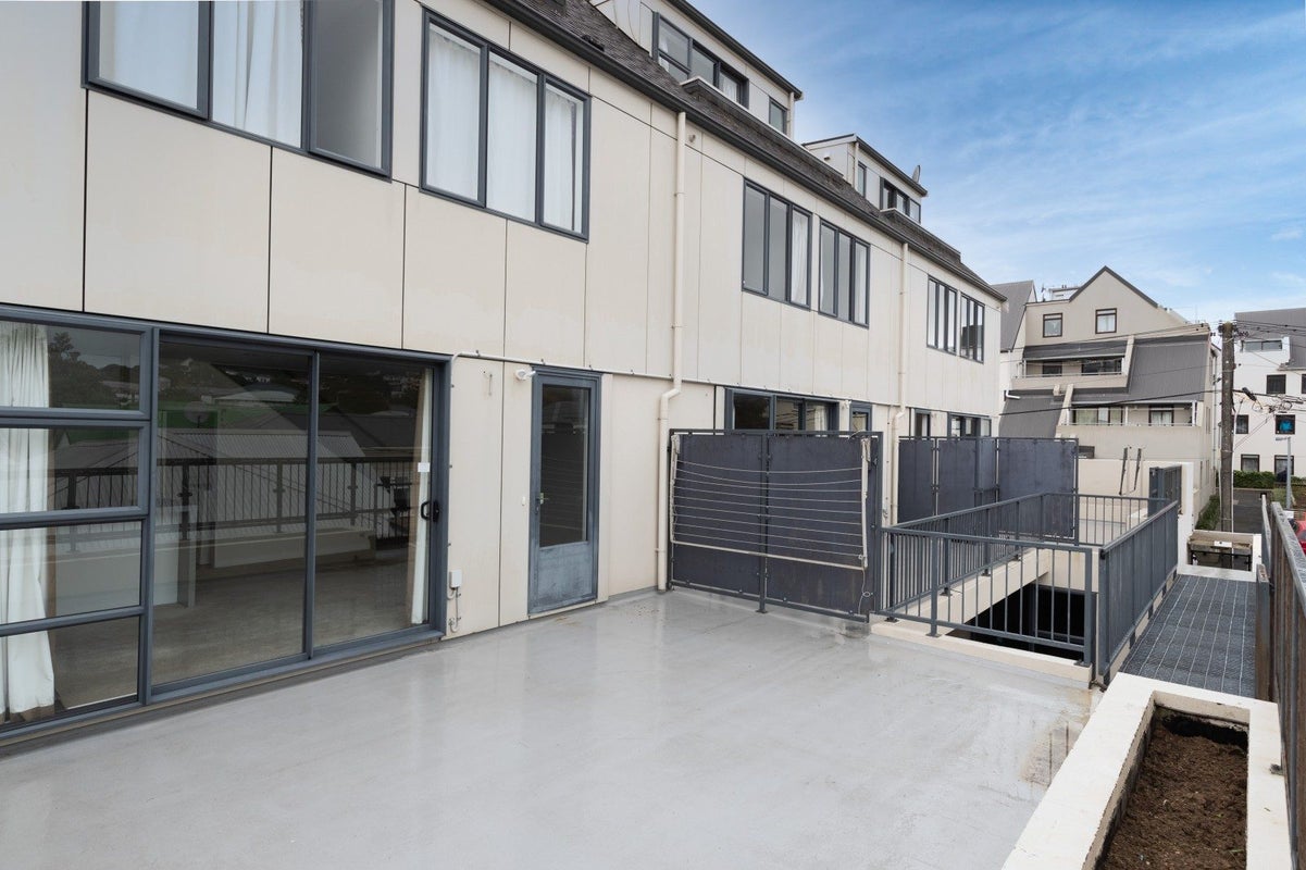 72D Daniell Street, Newtown, Wellington - Carousel 10