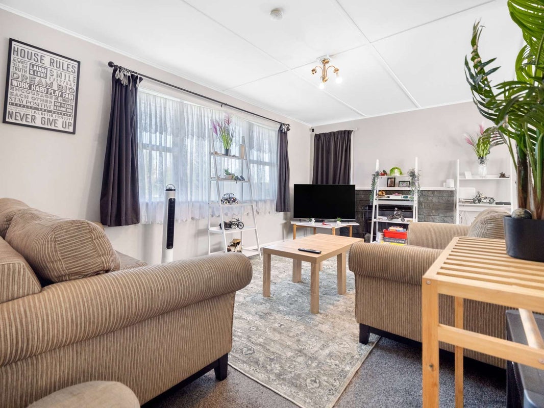 67 Robinson Avenue, Holdens Bay, Rotorua - Carousel 2
