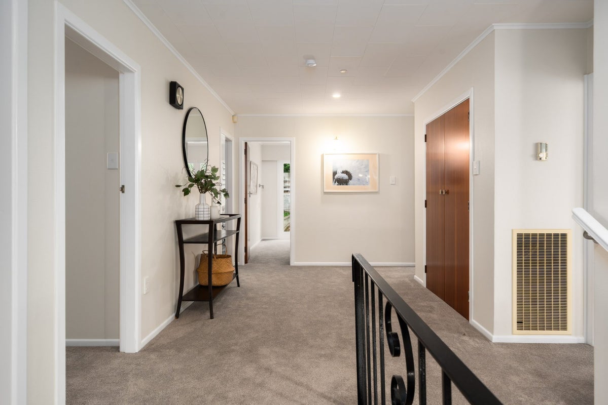 11 Angell Street, Johnsonville, Wellington - Carousel 2
