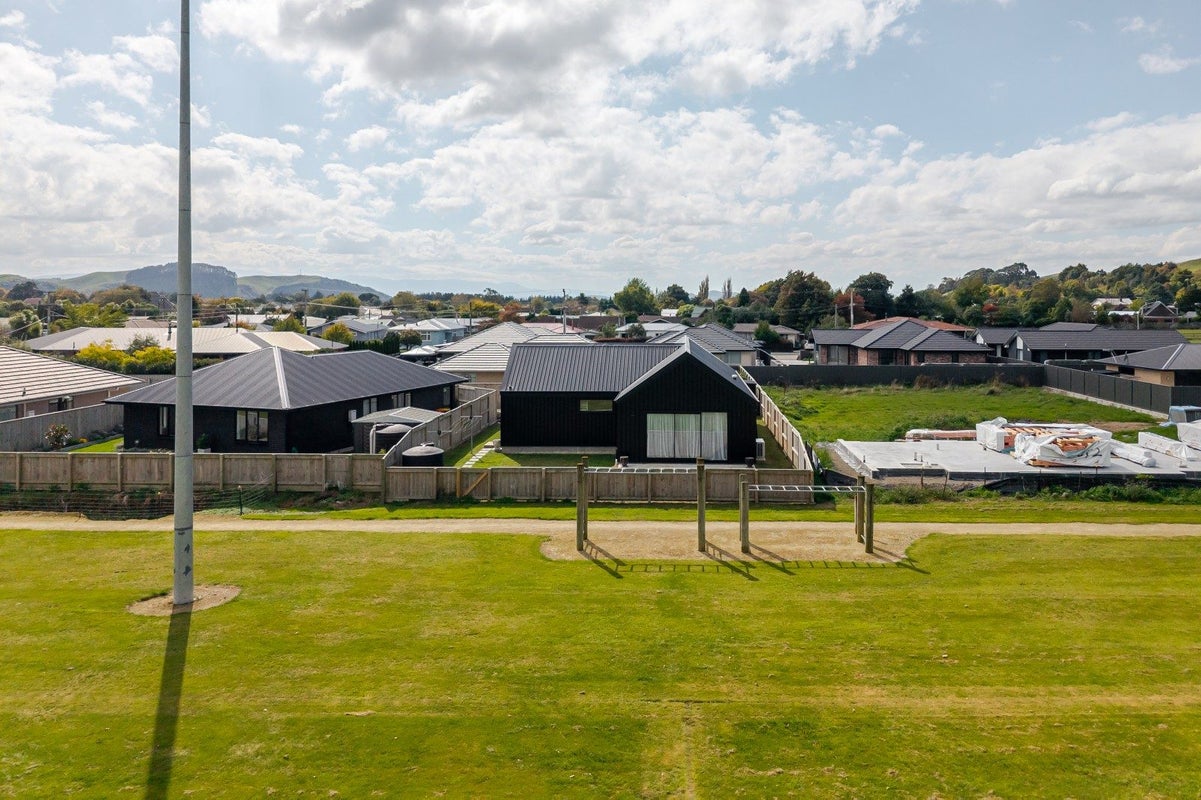 28B Princess Street, Pahiatua, Pahiatua - Carousel 15