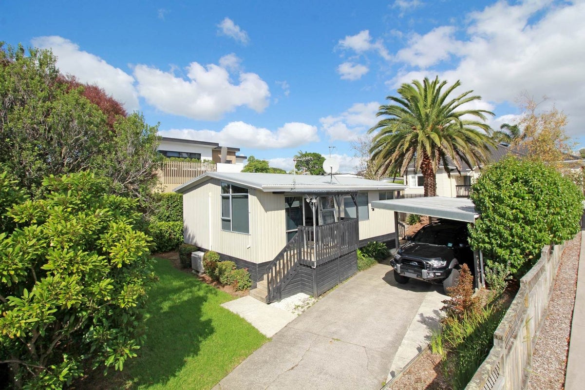 63 Beachlands Road, Beachlands, Auckland - Carousel 11