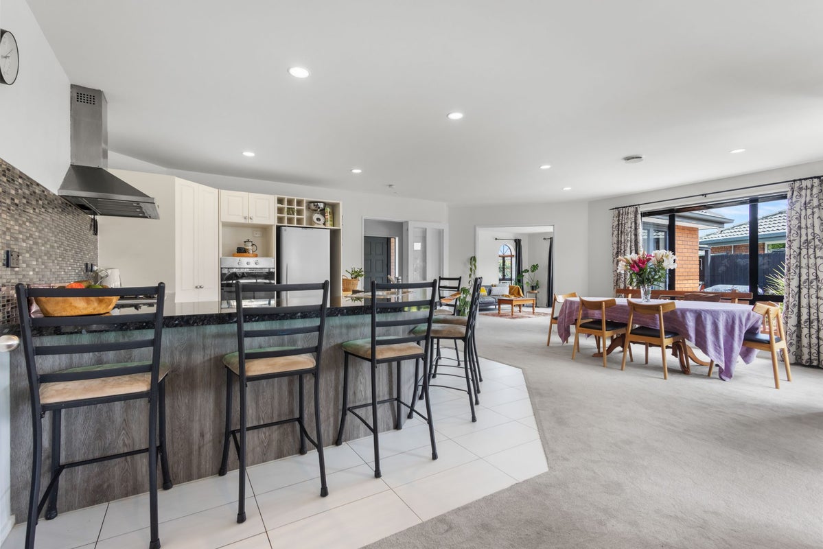 43 Broadhaven Avenue, Parklands, Christchurch - Carousel 2