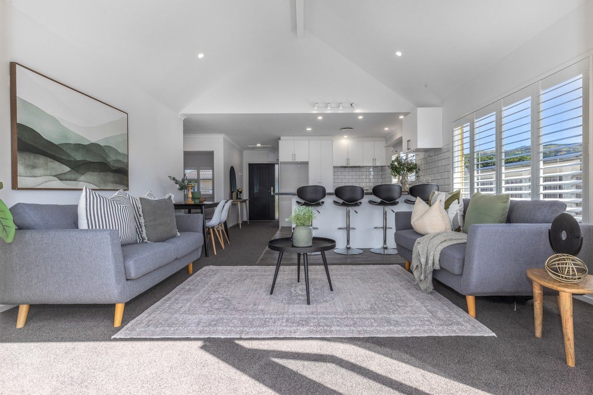 45A Apple Terrace, Ranui, Porirua - Carousel 2