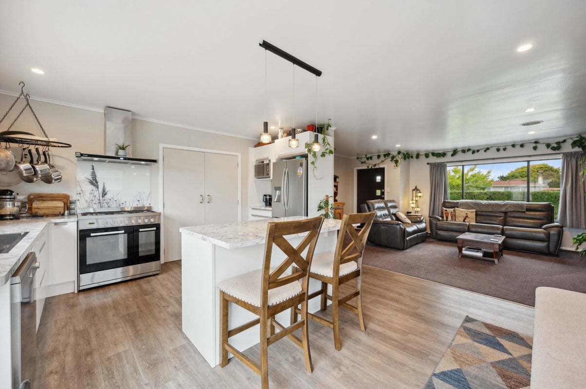710 Lumsden Road, Akina, Hastings - Carousel 1