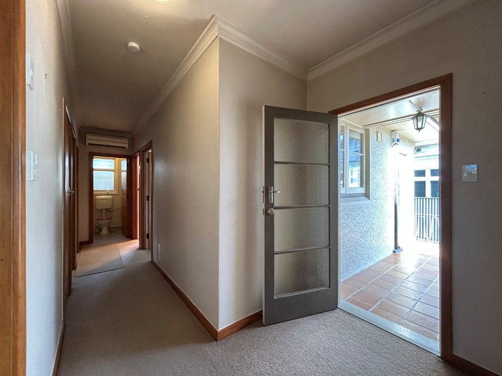 413 Collinge Road, Mayfair, Hastings - Carousel 2