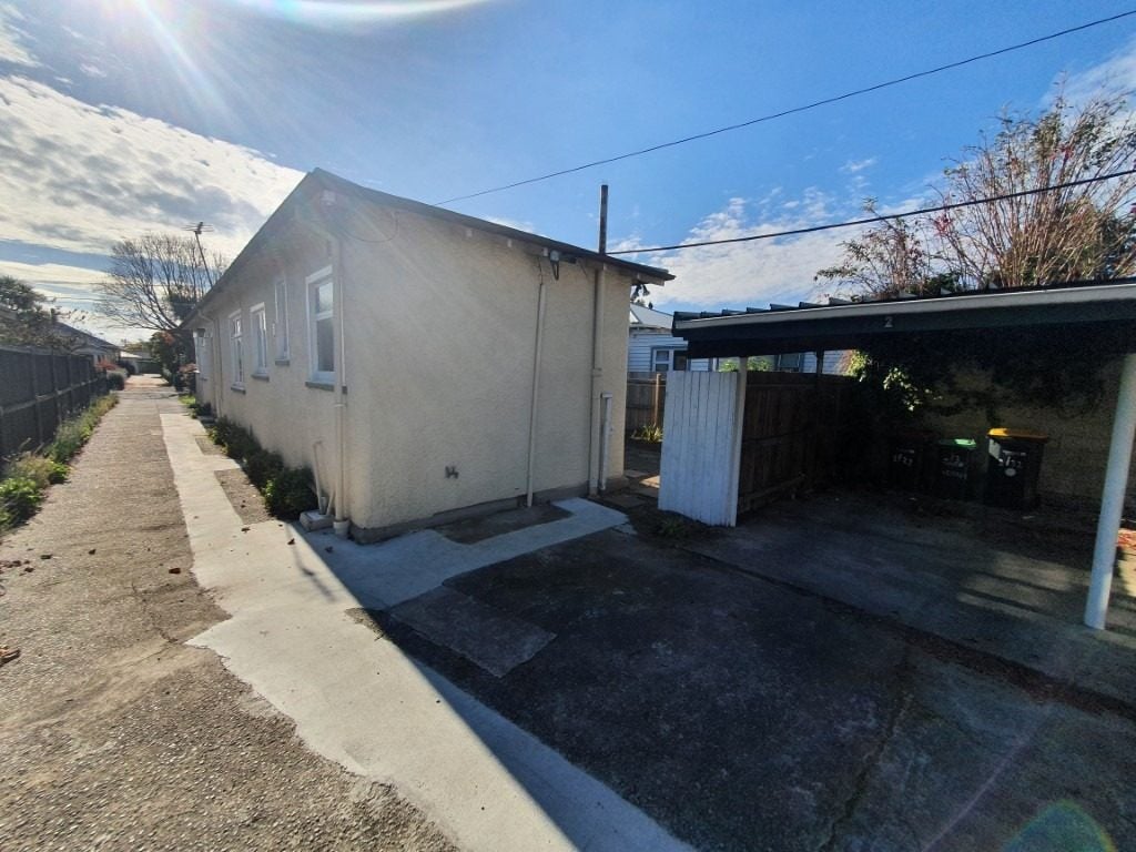 32 Hendon Street, Edgeware, Christchurch - Carousel 1