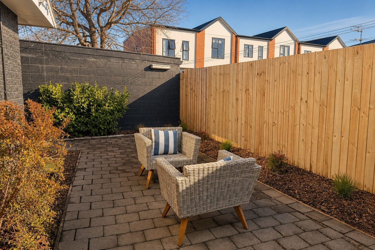 4/417 Worcester Street, Linwood, Christchurch - Carousel 2