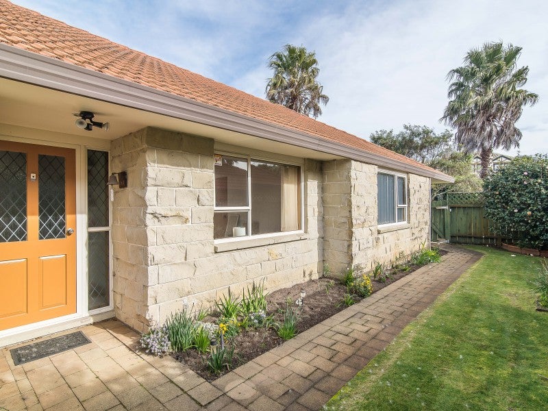 56B THE DRIVE, PARAPARAUMU BEACH, PARAPARAUMU BEACH - Carousel 2