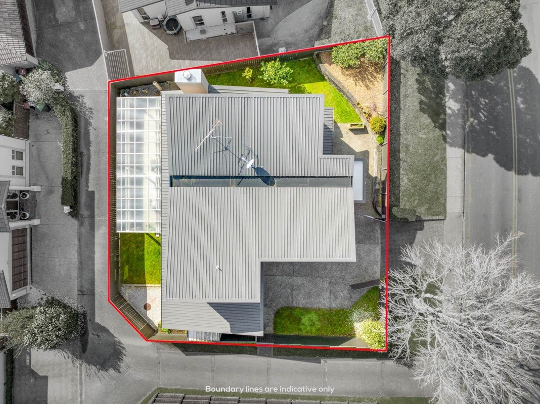 51 Crossfield Road, Glendowie, Auckland - Carousel 24