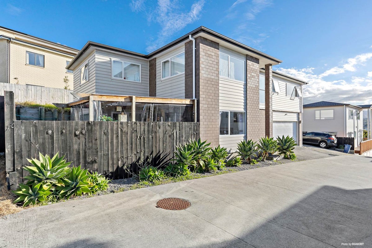 6 Stella Rise, Sunnyvale, Auckland - Carousel 2