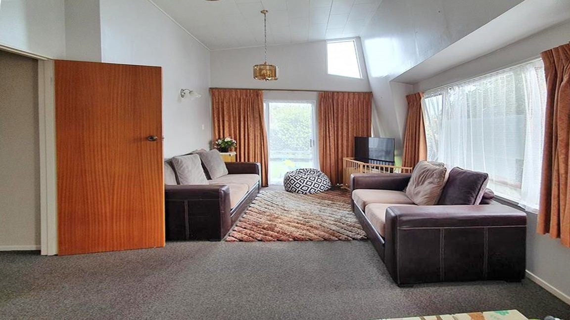 49 Freyberg Avenue, Tamatea, Napier - Carousel 2