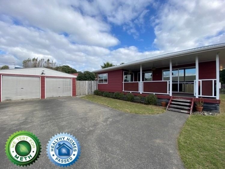 96 Queens Road, Waikanae Beach, Waikanae - Carousel 2