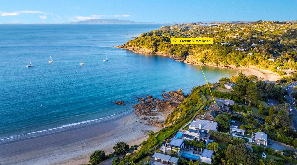 191 Ocean View Road, Oneroa, Waiheke Island - Carousel 2