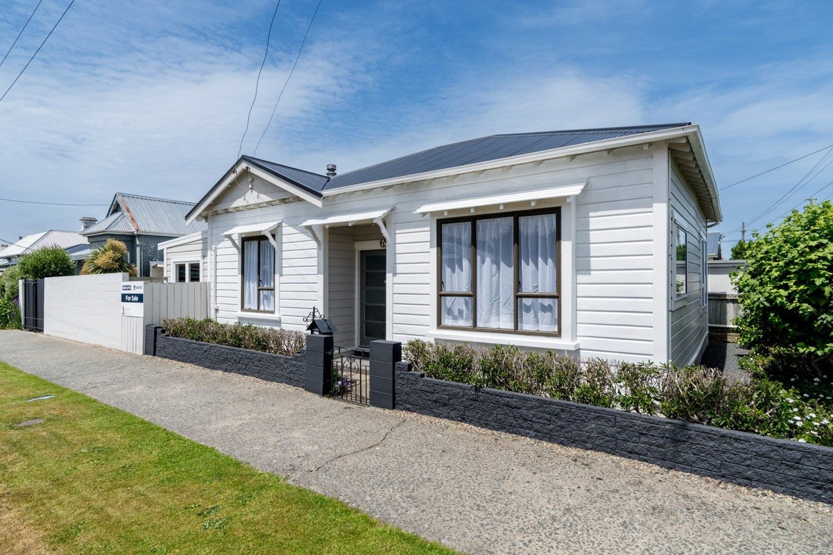 65 Bellona Street, Saint Kilda, Dunedin - Carousel 1