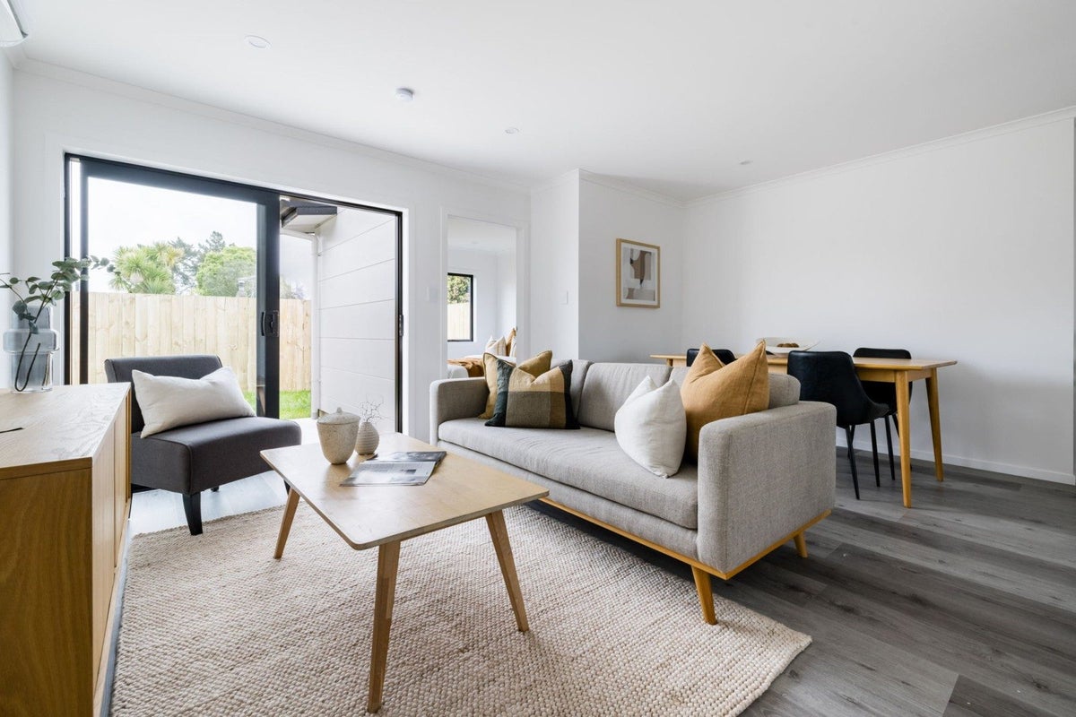 6/18 Rossiter Place, Chartwell, Hamilton - Carousel 1