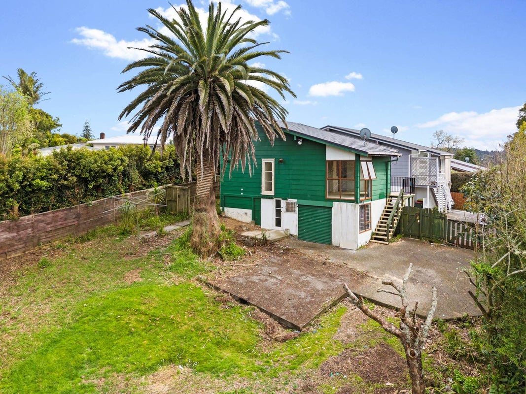 2/63 Eskdale Road, Birkdale, Auckland - Carousel 2