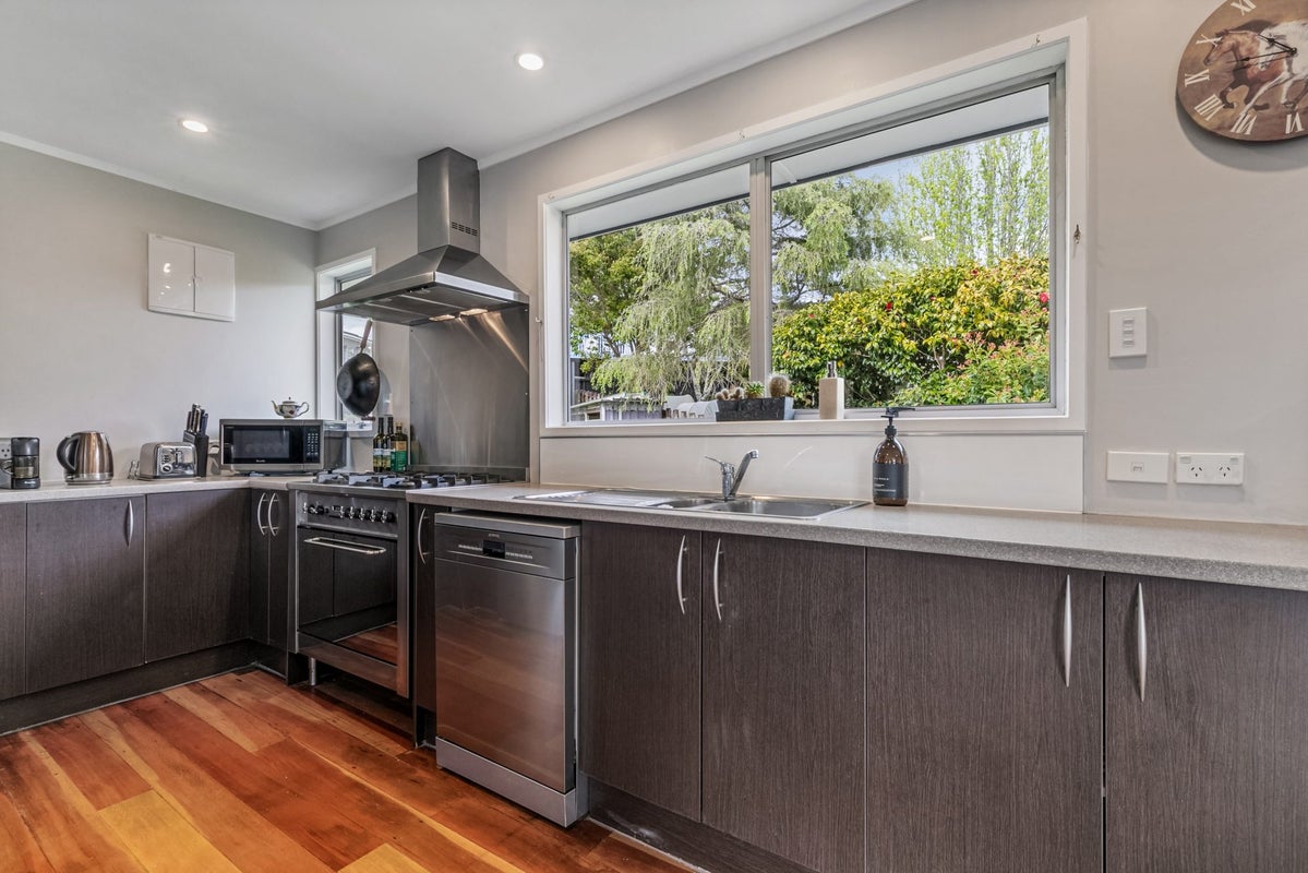 18 Temuri Place, Glendene, Auckland - Carousel 1