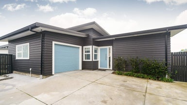 2B Alton Place, Hokowhitu, Palmerston North - Carousel 1