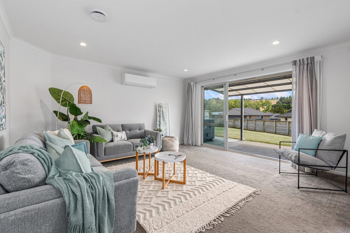14 Okari Lane, Kamo, Whangarei - Carousel 1