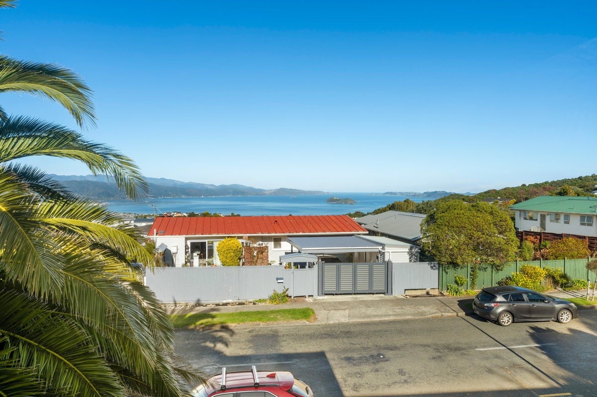 24 Acacia Avenue, Maungaraki, Lower Hutt - Carousel 2