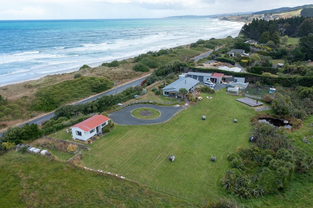 16 Taieri Mouth Road, Brighton, Dunedin - Carousel 1