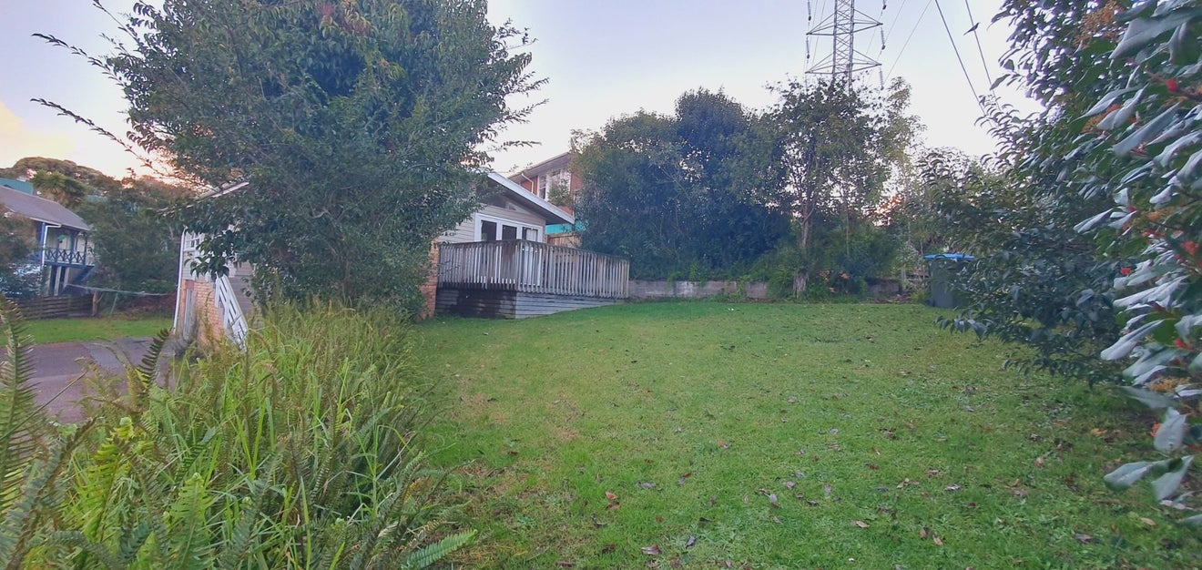 97 Hendry Avenue, Hillsborough, Auckland - Carousel 2